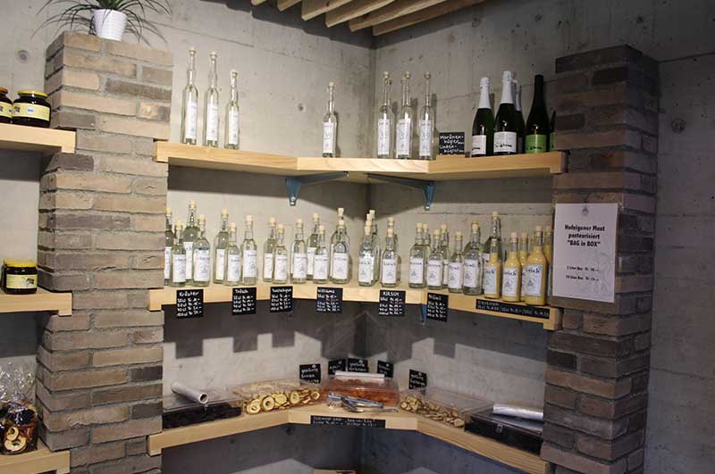 birrerbau-birrer-bau-walchwil-landwirtschafliche-bauten-hofladen-letzi-8